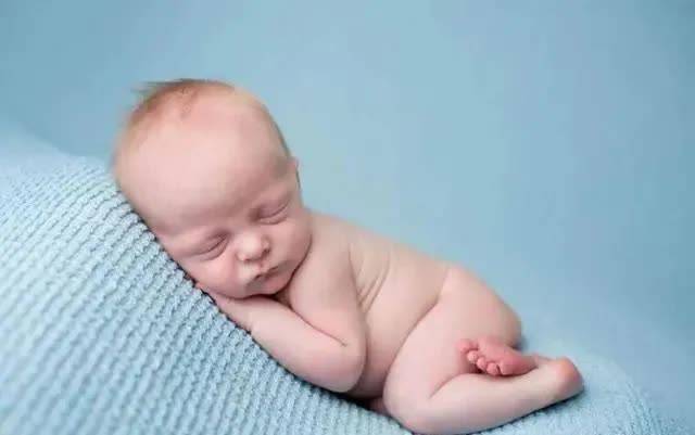 梦见自己生孩子一点都不痛,探索梦境中的无痛分娩与深层寓意 梦见自己生孩子一点都不痛,探索梦境中的无痛分娩与深层寓意