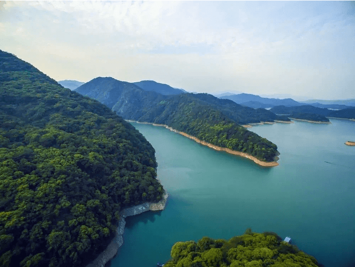 河源保利生态城--河源万绿湖畔,目遇之而成色