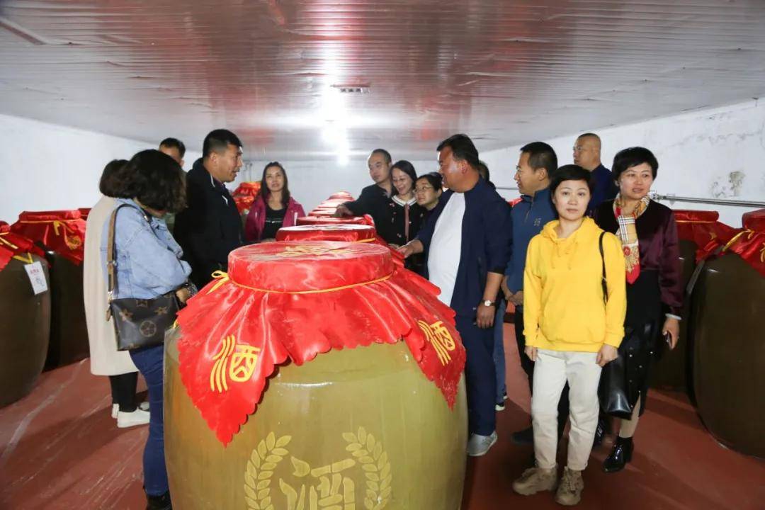 朔城区新联会|朔城区新联会举办“浓浓重阳情、登高釆风行”系列活动