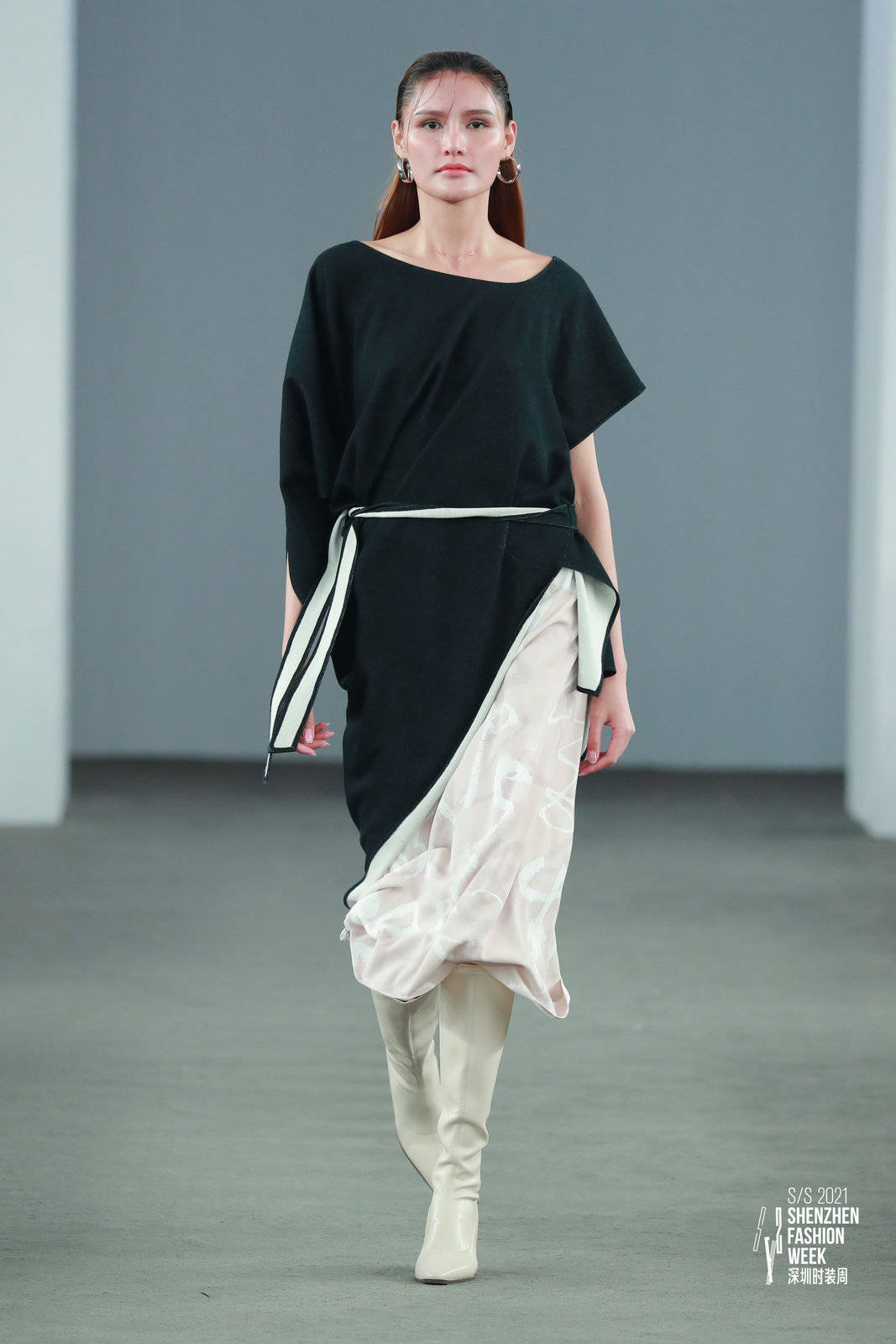 碰撞|ANY/ALL2021春夏系列：文字与时尚碰撞的东方感大秀