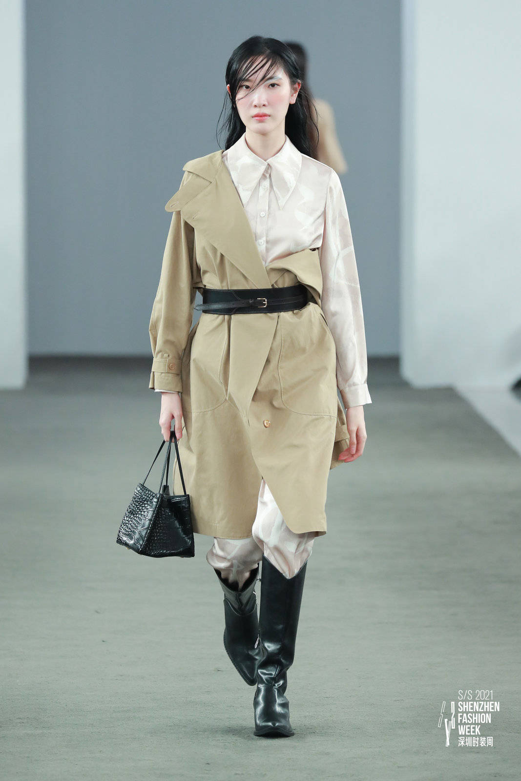 碰撞|ANY/ALL2021春夏系列：文字与时尚碰撞的东方感大秀