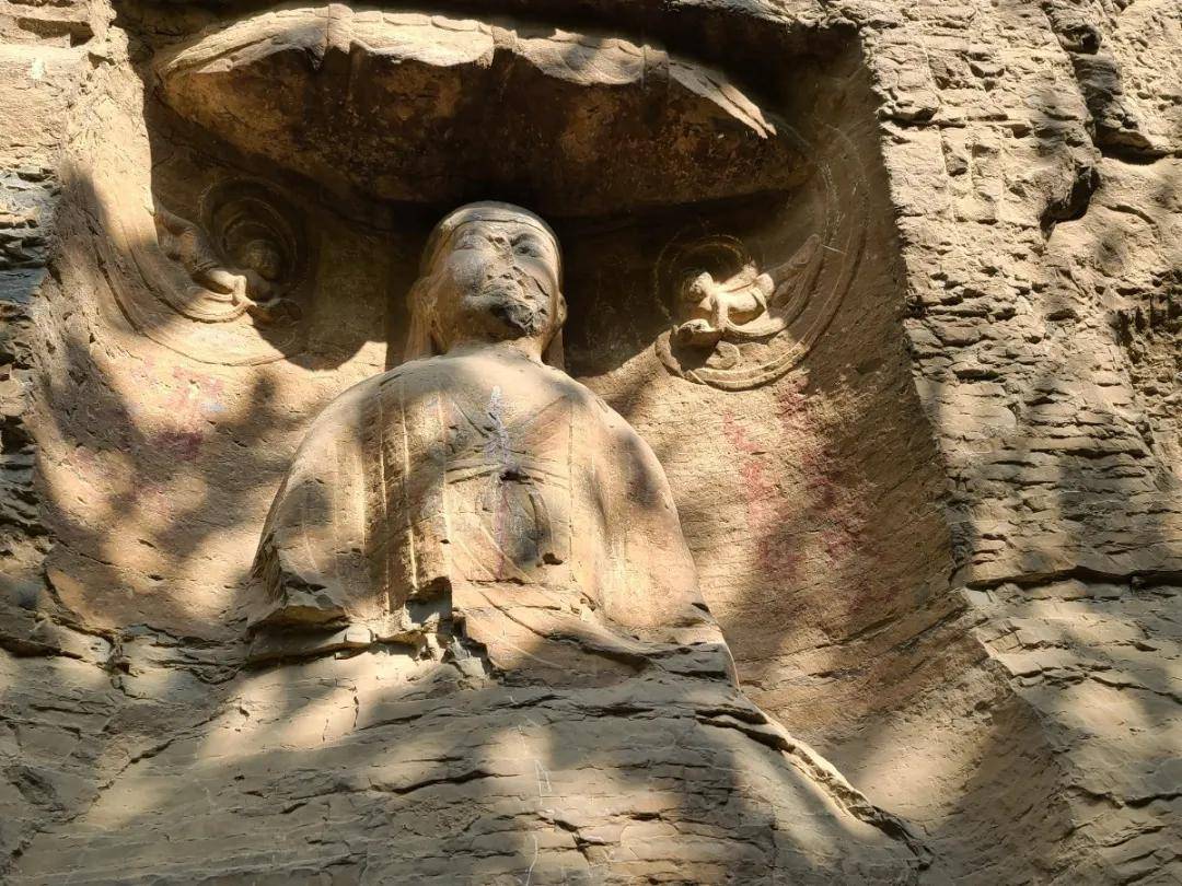 秋游济南秘境佛峪大峡谷 秋游济南秘境佛峪大峡谷