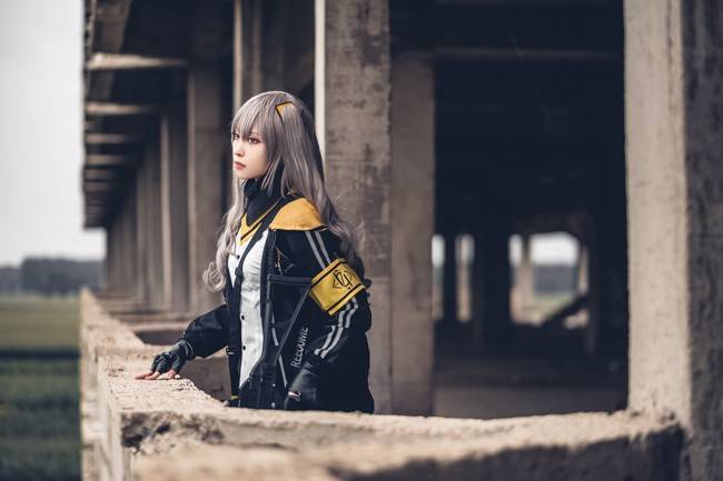 cos:少女前线,ump 45,反光丝袜会不会爆暴露目标