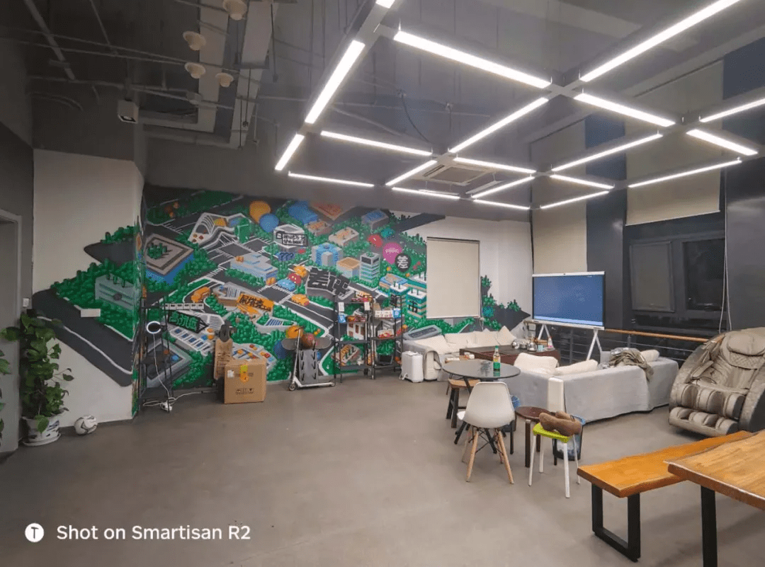 锤子|没了老罗之后的坚果R2发布，你还买个锤子么？