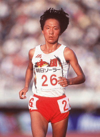 26年前的今天,王军霞破女子万米世锦赛记录,开启东方神鹿传奇