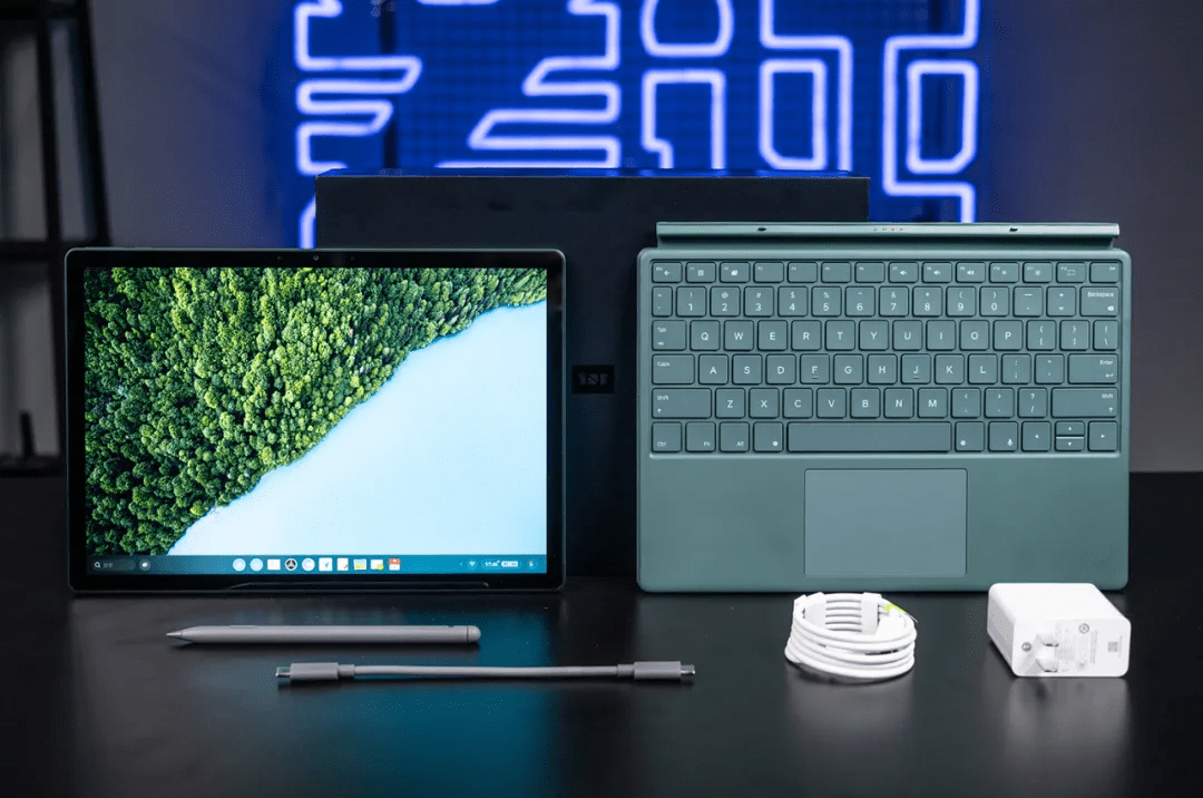 锤子|没了老罗之后的坚果R2发布，你还买个锤子么？