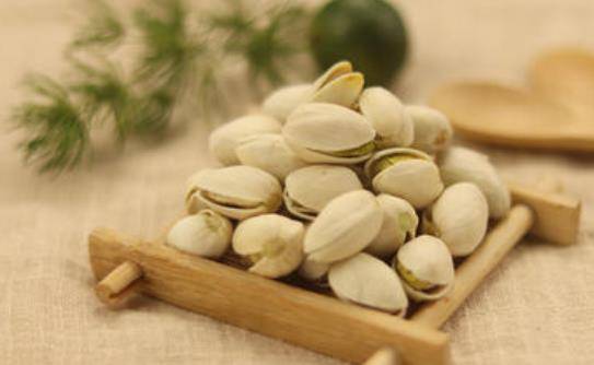 什么坚果对肾好处最大 640f4bcc51a84c648aabe510467fea54.jpeg