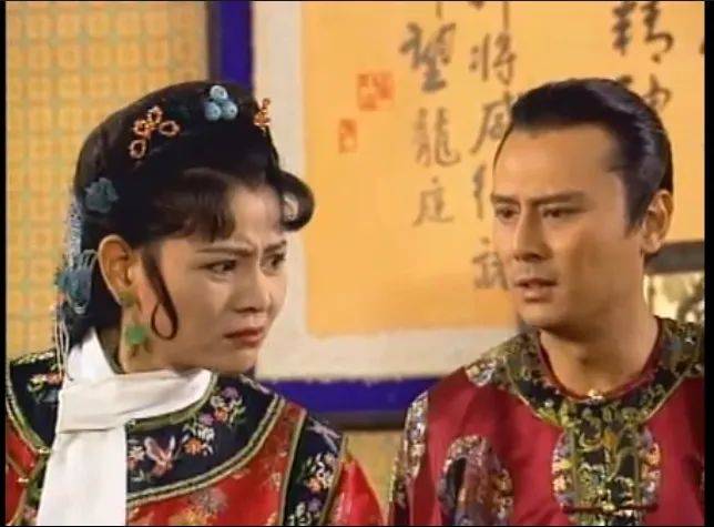 26年後再看瓊瑤《新月格格》，驚覺她才是白蓮花中「戰鬥機」 娛樂 第16張