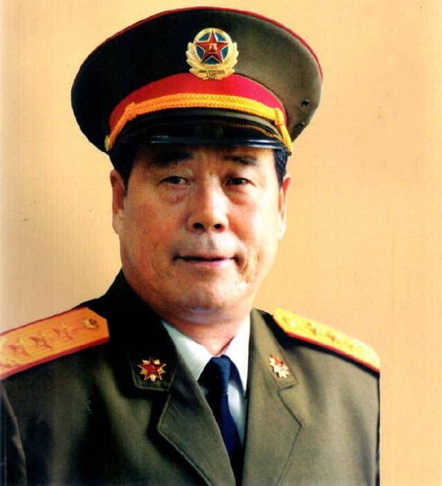 许光达的一位部下,由军长直接升大军区司令,当了7年的