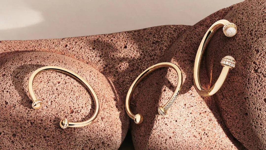 PIAGET����Possessionʱ����תϵ�н�����ʮ����