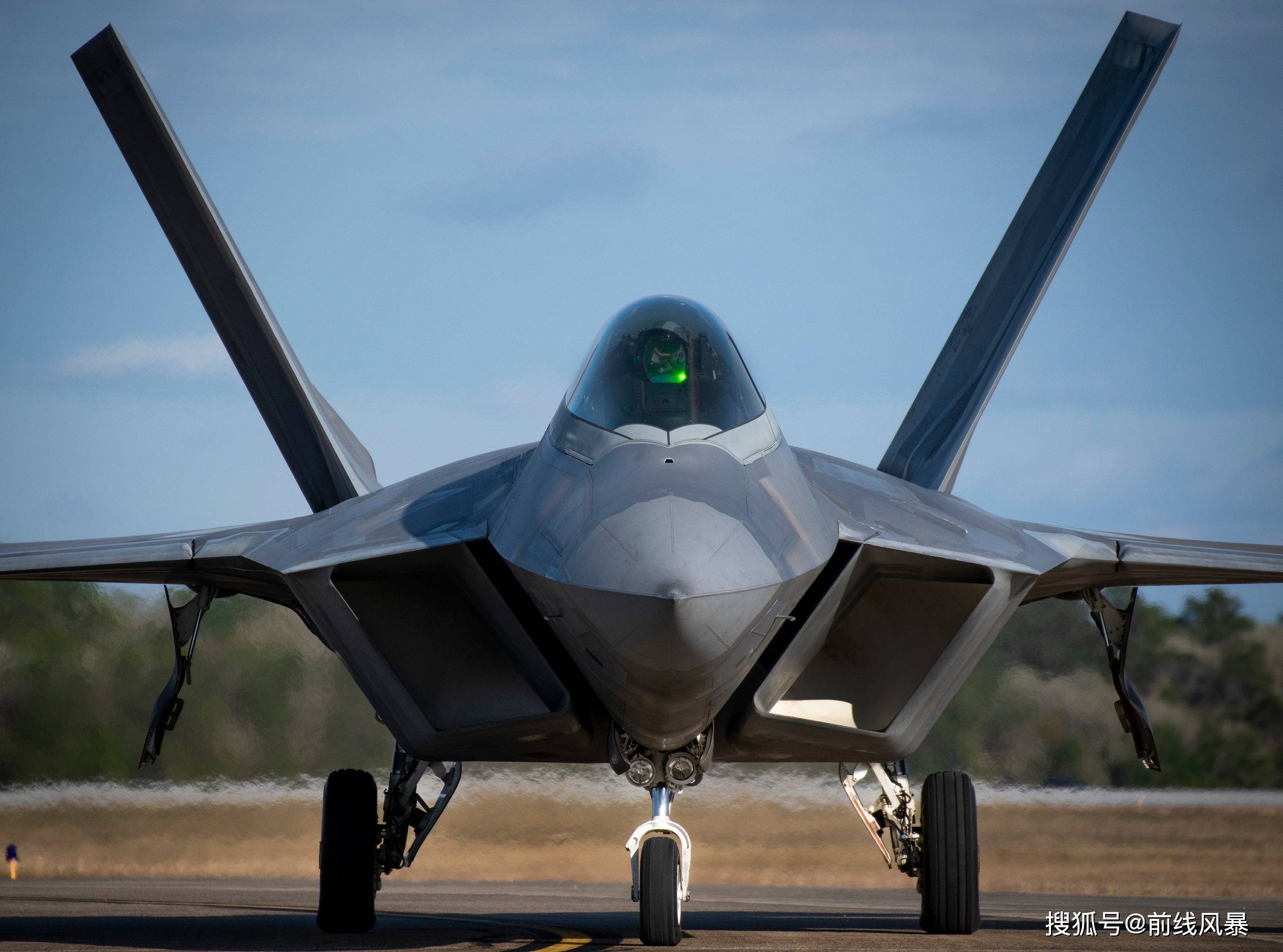 f-22 猛禽重型制空战斗机