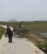 很嗨的图片动图 f4e7ebcb85f94692ad35d7dab1b05c5f.gif