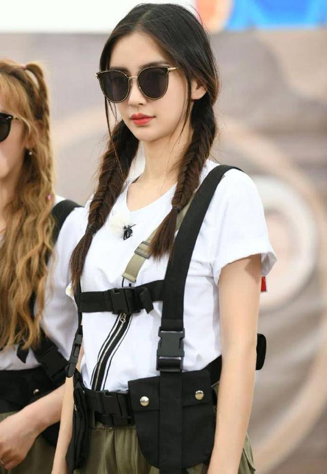 唐嫣|宋茜cos小丑女又被嘲，杨幂唐嫣也曾因此翻车，双马尾太难驾驭