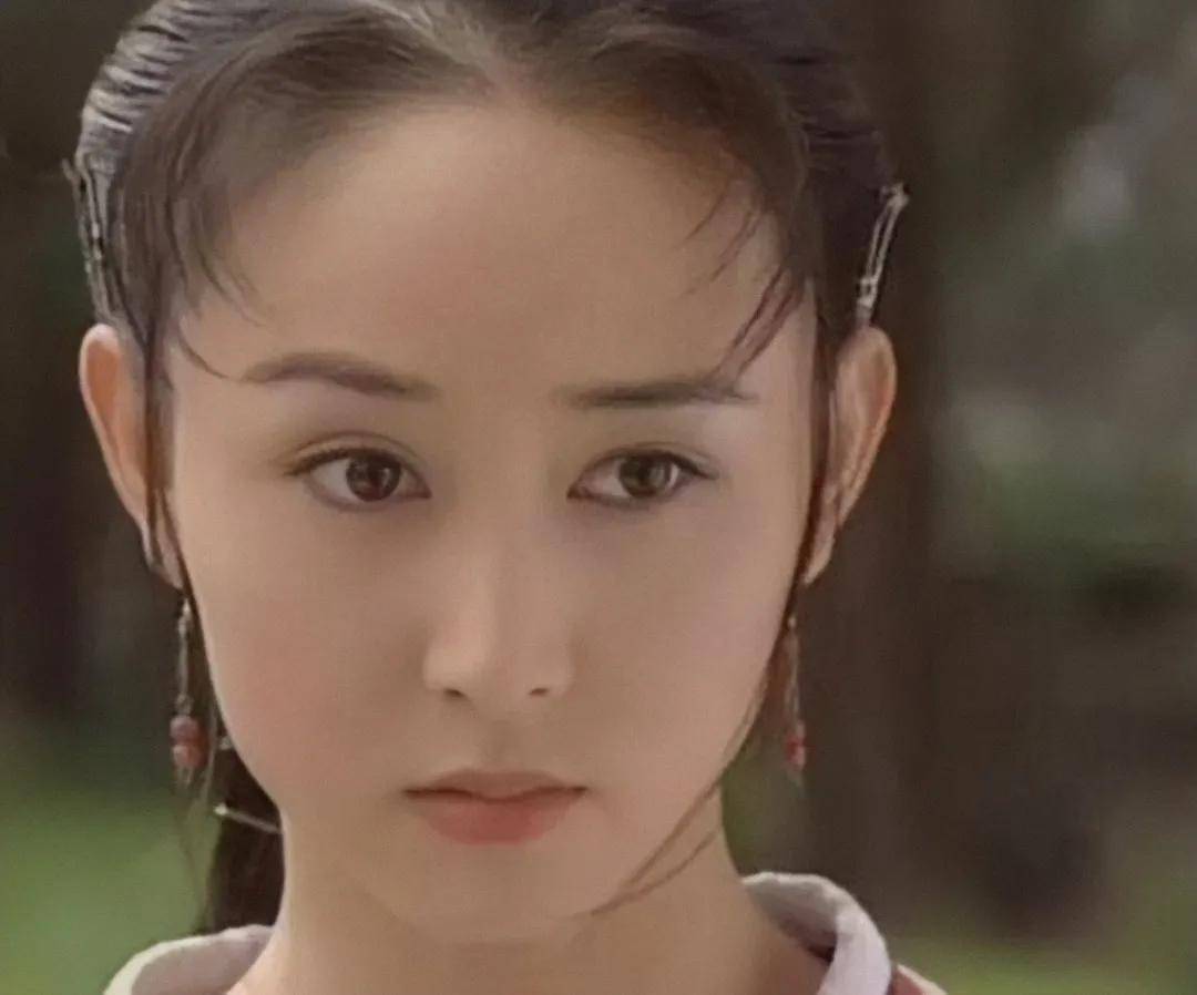 阿娇|阿娇前夫赖弘国不仅仍住在两人婚房中,还闹起了艳照门余震...