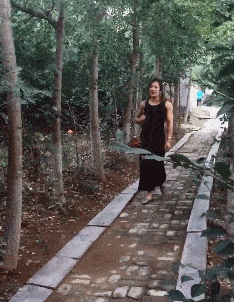 原创
搞笑GIF段子:你永远叫不醒一个装睡的人
妹子你这是锻炼达人啊,这胳膊都跟我大腿一样粗了哥们,学的挺像啊,不怕让人削吗?我就知道你不会让大家失望的!你永远叫不醒一个装睡的人懒鸟才有东西吃!