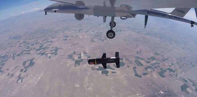 实战经验？无人机能否彻底取代坦克？完全想太多