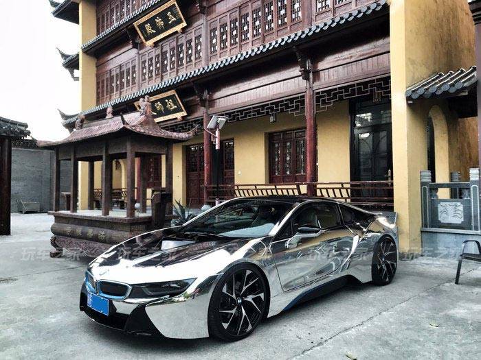 紫色诱惑二胎奶爸购入宝马i8玩改装
