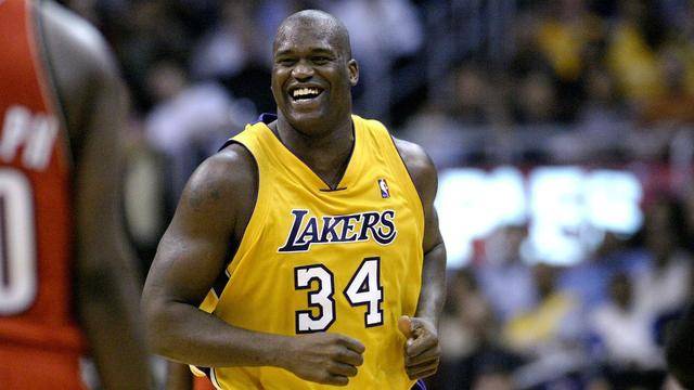 韦德心目中的NBA最佳阵容：科比与詹姆斯入选，没有他自己！