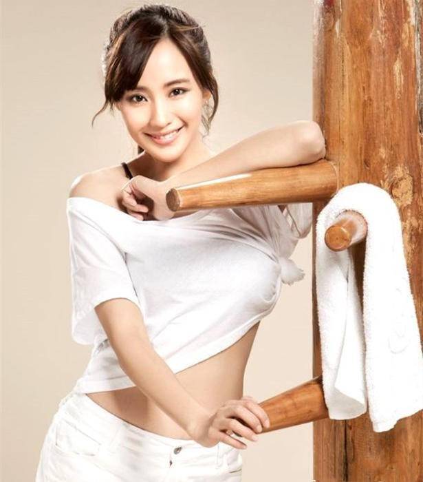《演员请就位》不能缺少她,王智《昨天》的演绎,不愧是专业选手