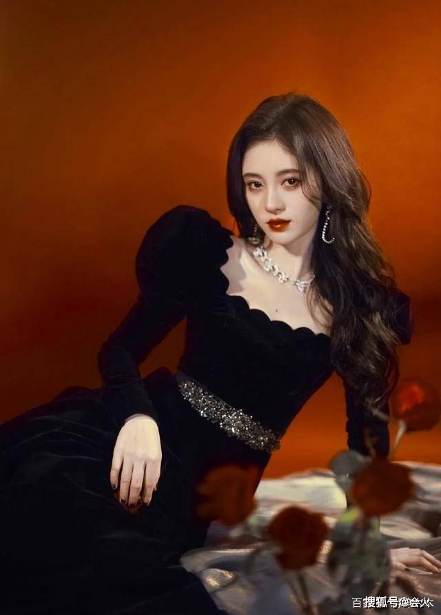 孟佳|孟佳自曝戴假发片，金莎直言发量作弊是常态，女艺人怎么都秃了？