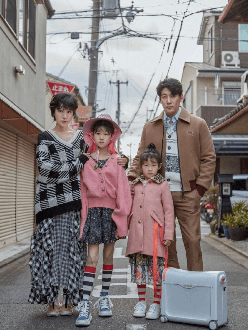 陆毅鲍蕾结过几次婚 0439667586a0483c8566299d2cb0a58f.png