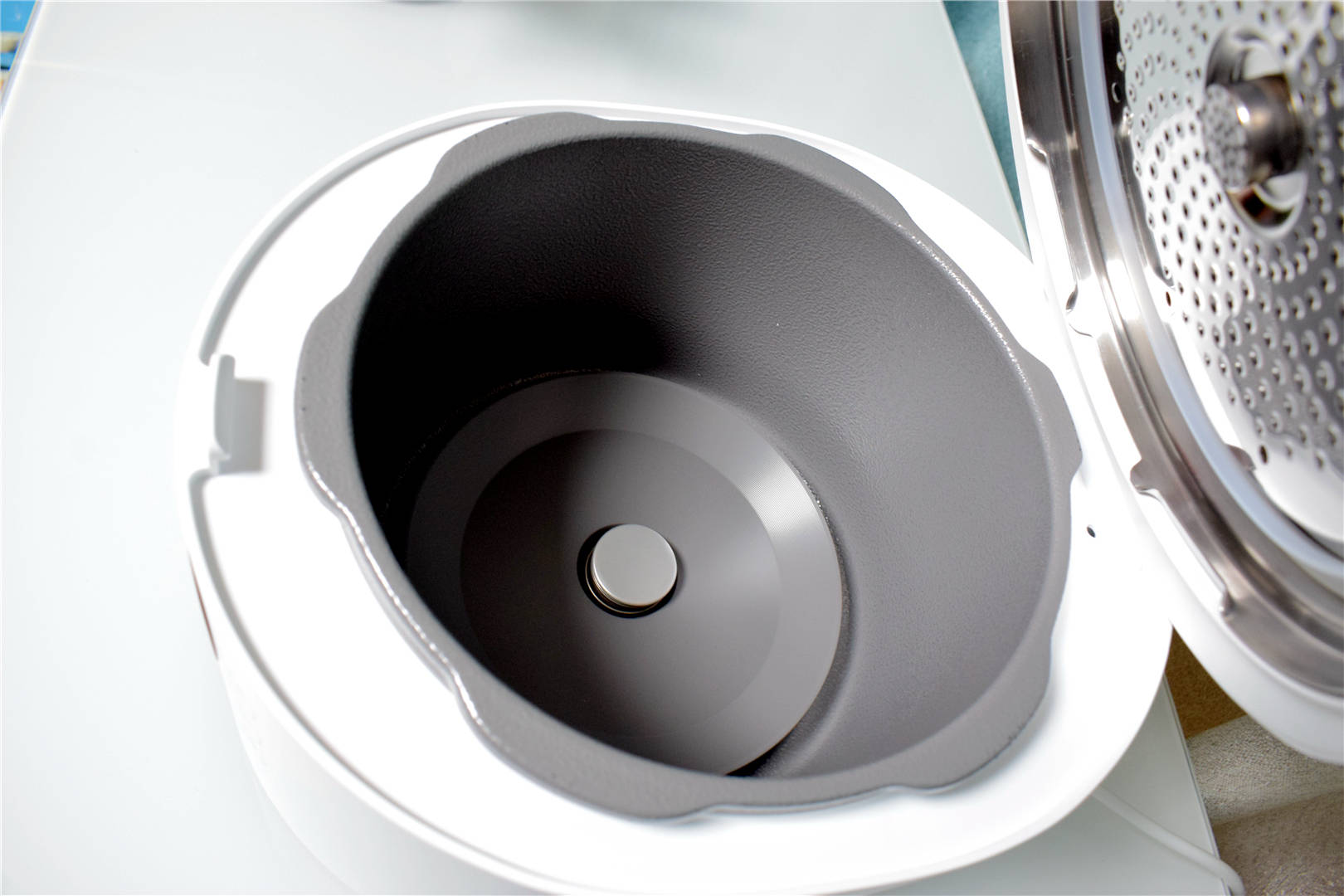 45f973b866264f64afb80e1f43c6bb25.jpeg