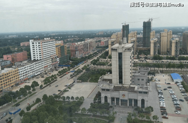 300亿GDp县城算几线城市_看完 唐人街探案2 ,真的好想去纽约