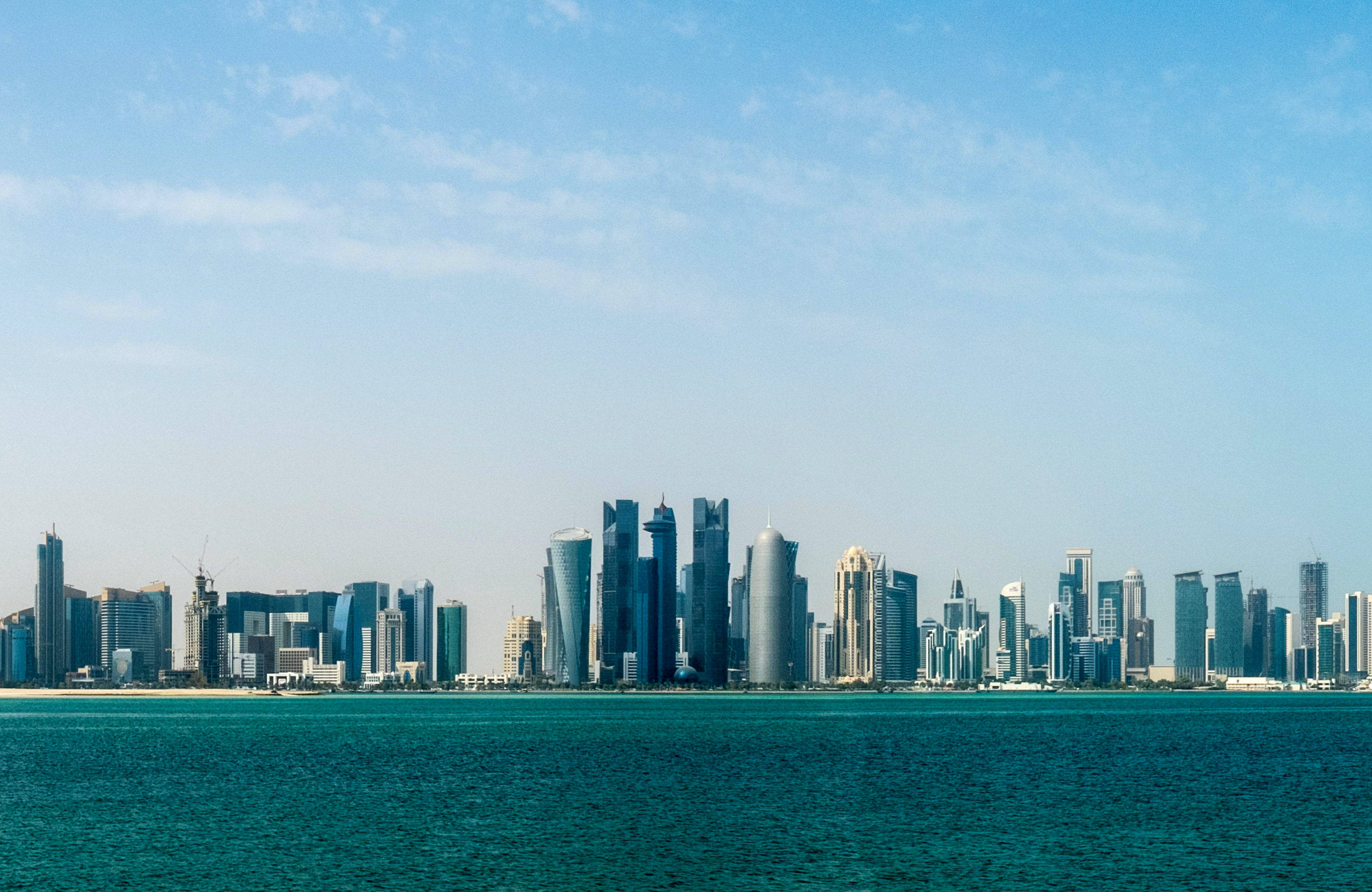 卡塔尔首都多哈,中东土豪城之一,建筑风格够不够前卫?