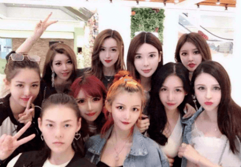 颧骨|哇，林允破天荒成全场最佳？这脸还吊打了杨超越…