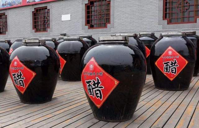 山西|镇江拿下中国醋都？百家醋企不如一个恒顺，山西醋坛子要打翻了？