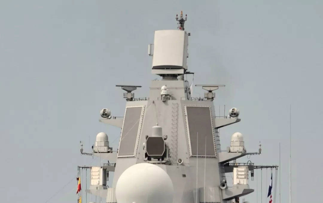 小舰扛大炮的代表之作:俄罗斯22350型"宙斯盾"级别导弹护卫舰