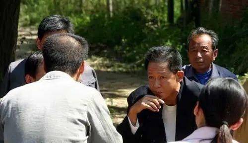 白辂：漫谈《遥远的救世主》