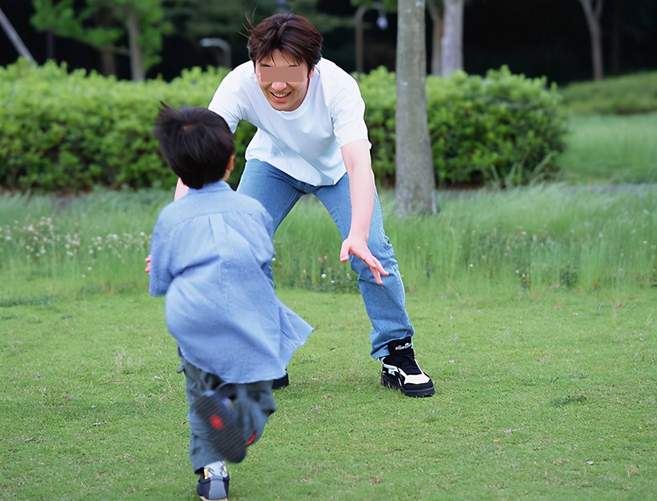 怎么让自己变得更开朗阳光 8c33584324cd4f118c9b1ffa96f06fd7.jpeg