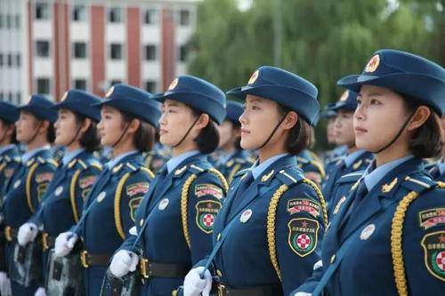 女兵軍校錄取分數線_女兵報考軍校分數線_女兵軍考錄取分數線