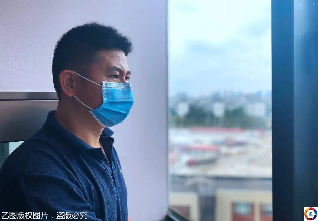 儿子|每天狂啃卫生纸说是吃炸鸡9岁男童生病后出现怪状：只认识父母