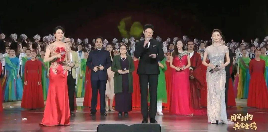 金鸡奖开幕式盘点！周深李光洁惊艳，成龙连说