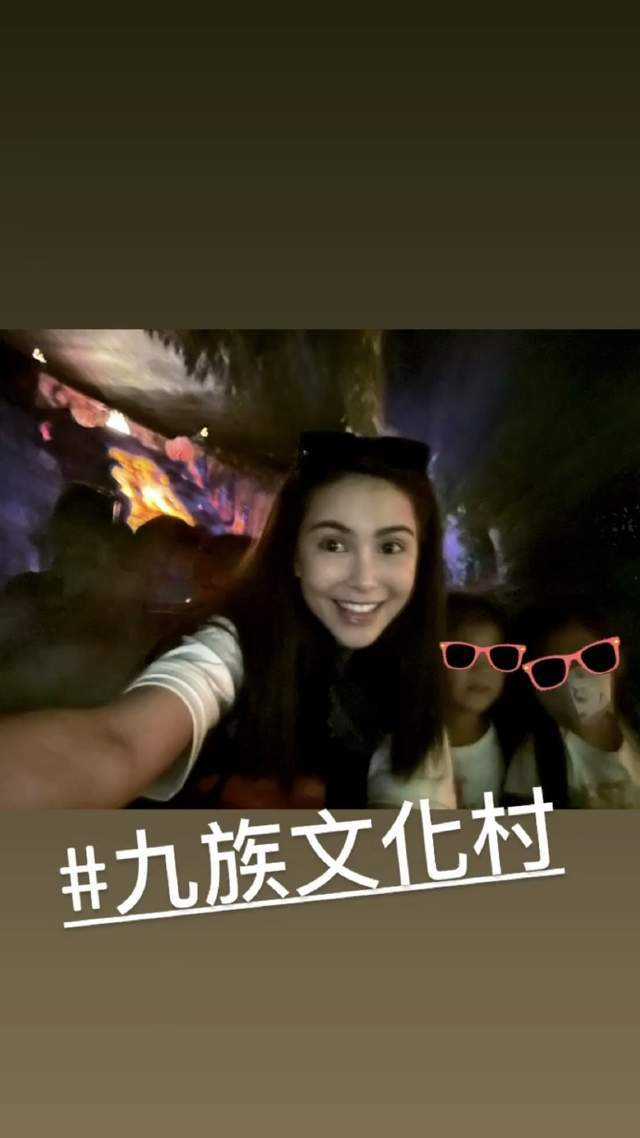 周杰伦带一家人出游，昆凌晒母子三人温馨合照