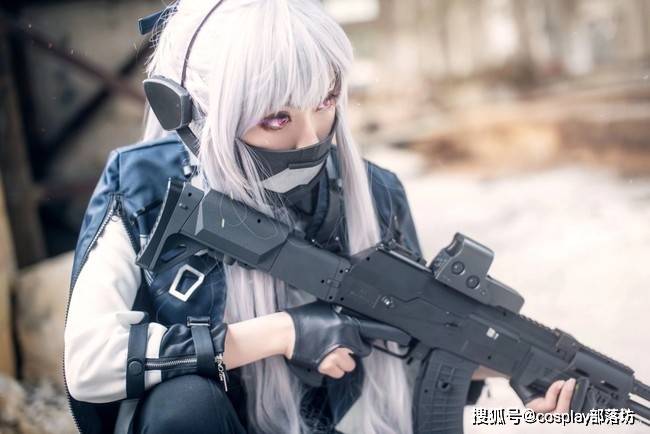 cos少女前线ak12