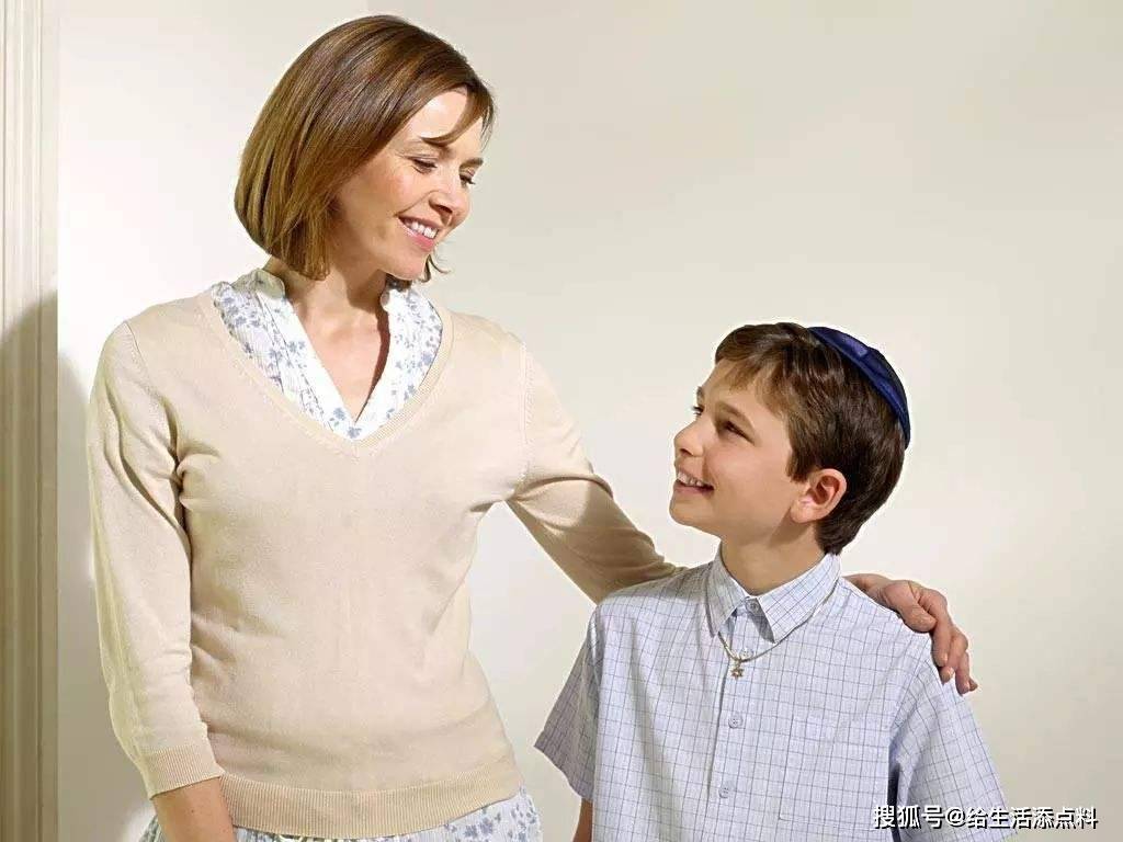 什么是生活什么是家庭 ec05454da4c9440da0b9c0c0752cef58.jpeg