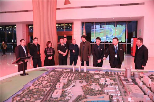 隆力奇加盟需交两万六：承诺难兑现 致富项目还
