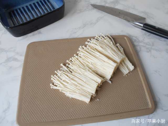 纸飞机专用锡纸 3dd3e3b1569049eba2a6c5efd86de7b1.jpeg