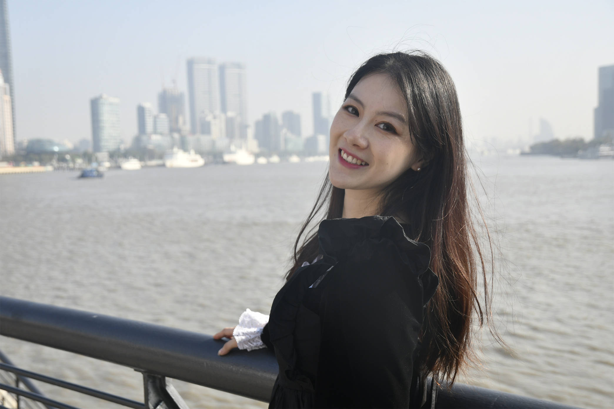 原创苏州美女 上海外滩拍摄时尚大片 靓丽风景