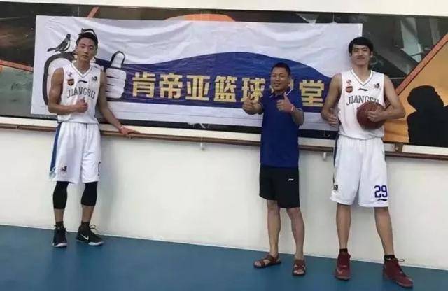 错过cuba,无缘cba,南大学霸却成路人王最强刺客