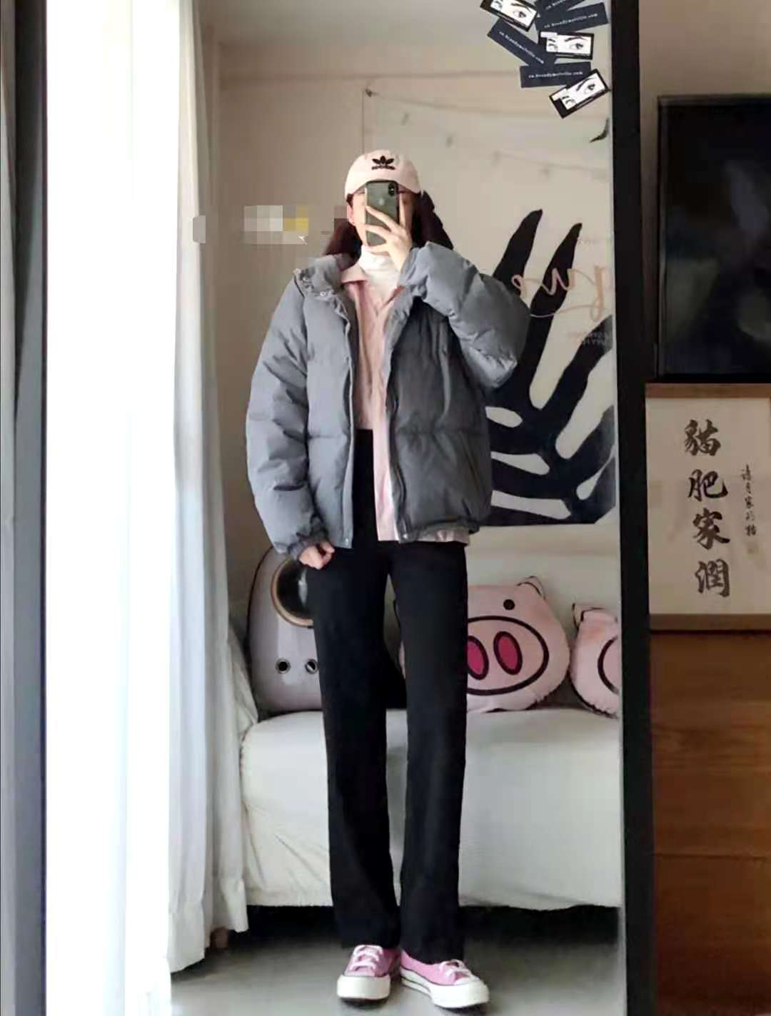 短款灰色羽绒服下面怎么搭显年轻_短款羽绒服怎么搭配