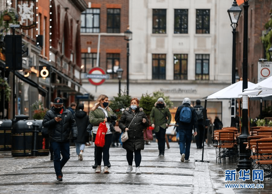英国卫生部12月4日发布的新冠疫情数据显示,英国累计新冠死亡病例