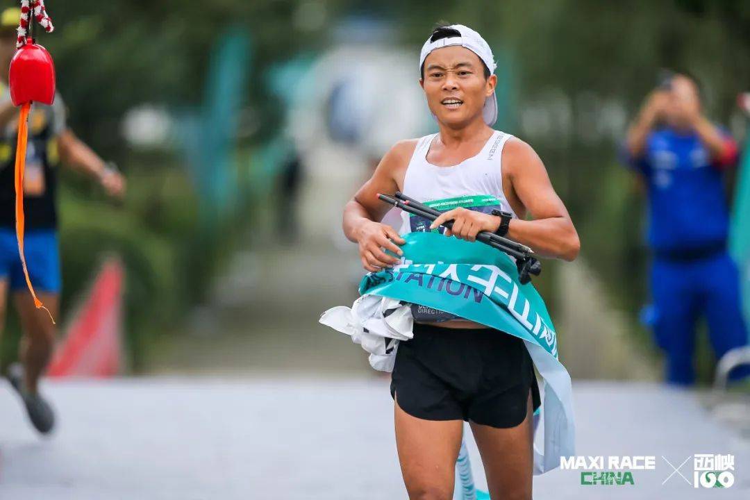 2020年上海超过香港G_2020年香港生肖码表图(2)