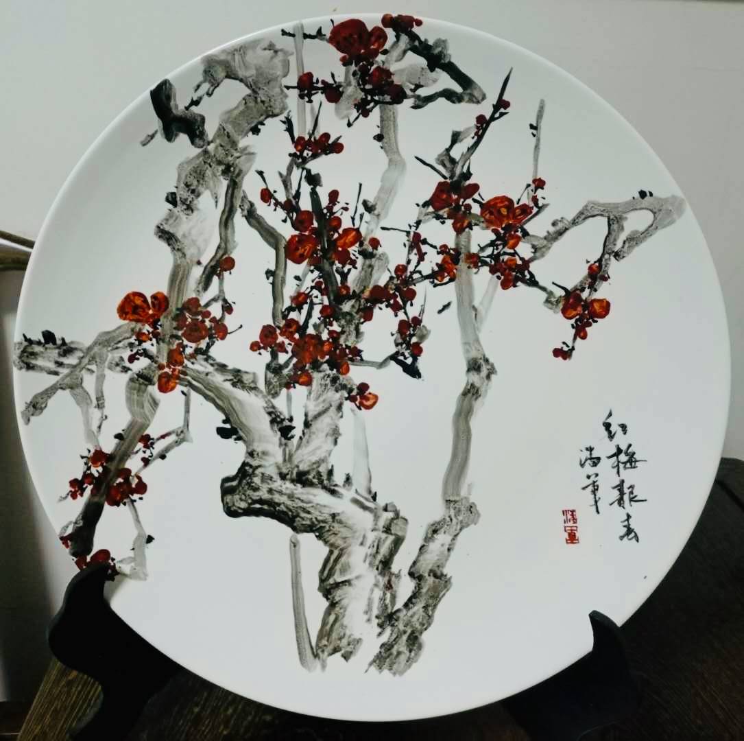 画家潘军:万梅山房云为伴,笔底梅花开更幽