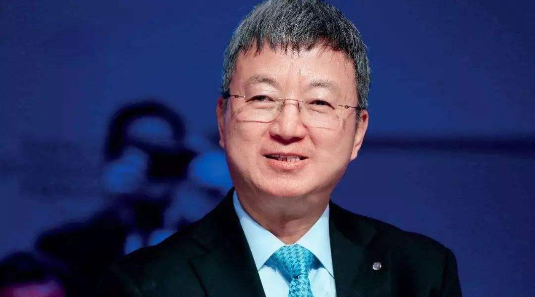 朱民：我国进口芯片3400亿，出口1000亿，产业链须