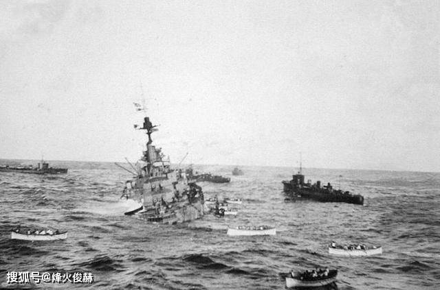 22艘战列舰舰队:夜间遭遇驱逐舰,被击沉万吨战列舰赶紧撤