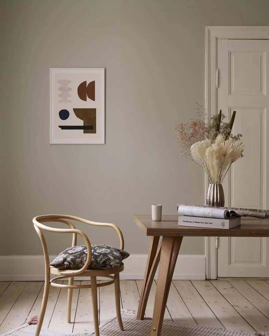 装饰画简约风家居款 b63adbcc5f1e4c41bca5bff99b39183d.jpeg